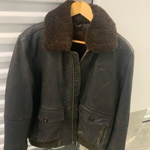Timberland Brown Leather Bomber Jacket with Shearling Collar